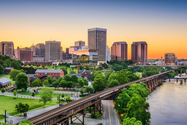 バージニア州リッチモンドで窓の組み合わせ：デザインと機能性